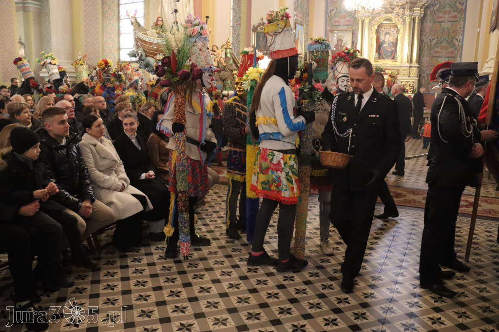 Fotorelacja II: Msza Rezurekcyjna w Koziegłówkach - Wielkanoc 2026!