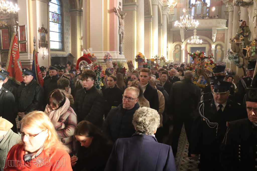 Fotorelacja II: Msza Rezurekcyjna w Koziegłówkach - Wielkanoc 2026!