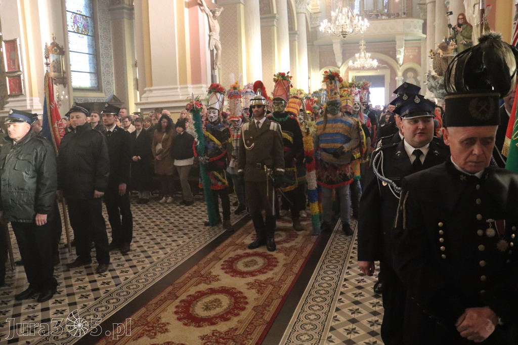 Fotorelacja II: Msza Rezurekcyjna w Koziegłówkach - Wielkanoc 2026!