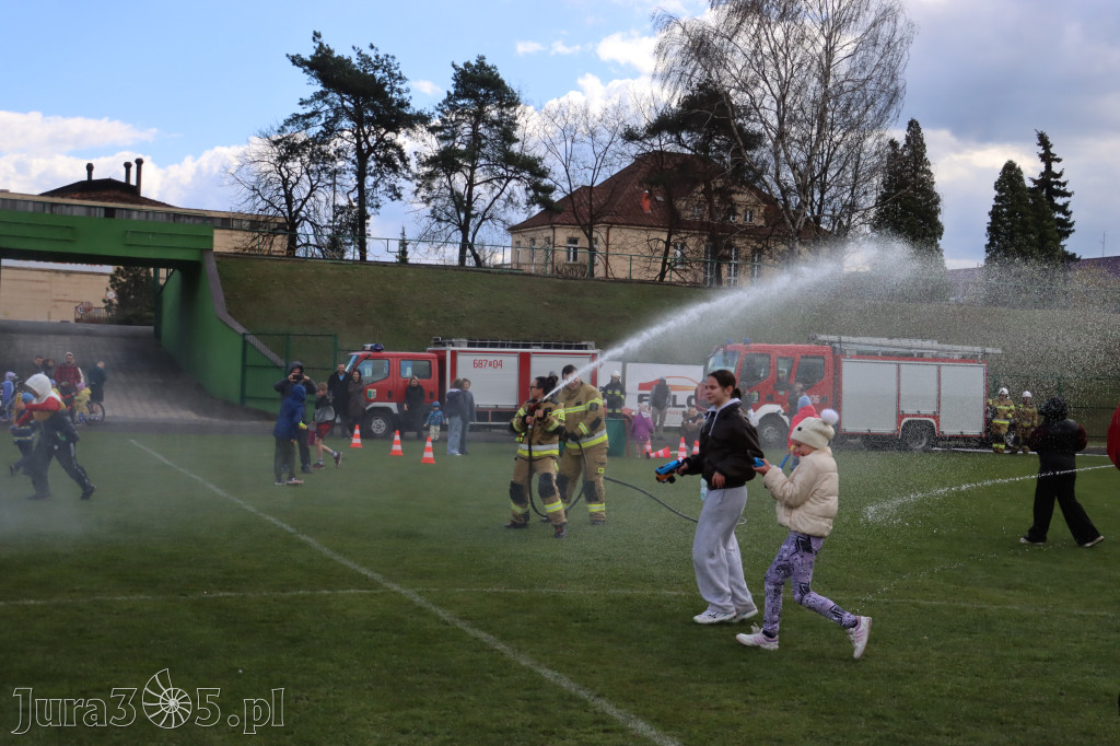 Fotorelacja: Lany Poniedziałek w Zawierciu!