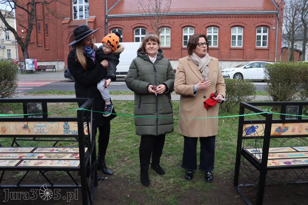 Fotorelacja: Otwarcie instalacji artystycznej  ŁAWECZKI PRZEMYSŁOWEJ PAMIĘCI w Zawierciu