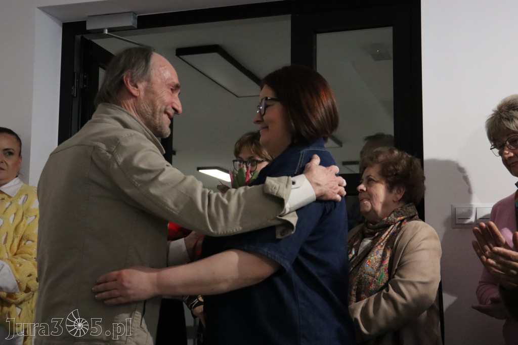 Fotorelacja: Wernisaż wystawy „Między linią a formą II” w MOK Zawiercie