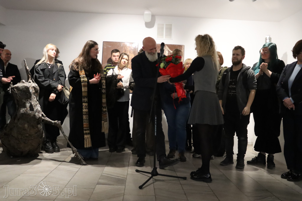 Fotorelacja: Wernisaż wystawy „Między linią a formą II” w MOK Zawiercie