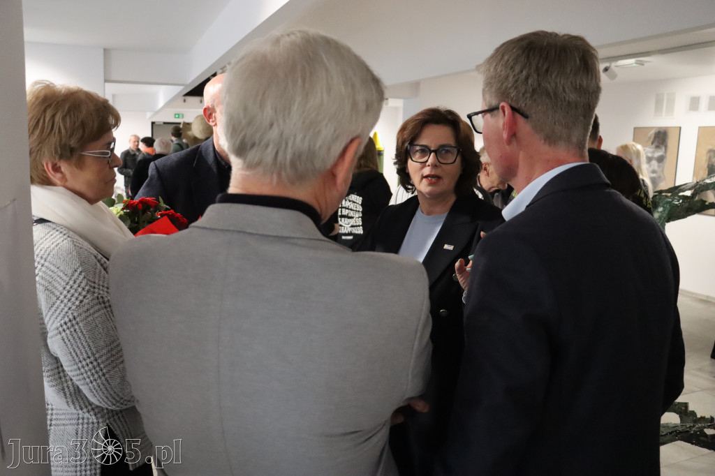 Fotorelacja: Wernisaż wystawy „Między linią a formą II” w MOK Zawiercie
