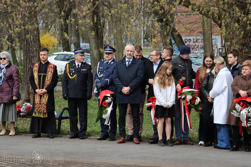 Fotorelacja: Obchody 86. rocznicy Zbrodni Katyńskiej w Zawierciu