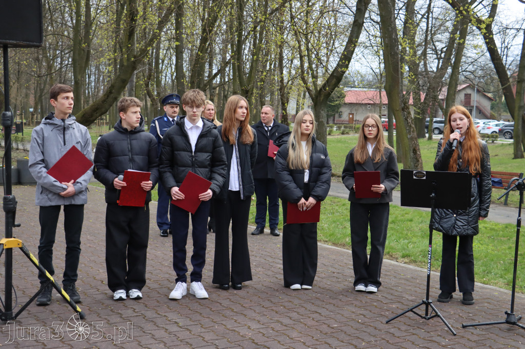 Fotorelacja: Obchody 86. rocznicy Zbrodni Katyńskiej w Zawierciu