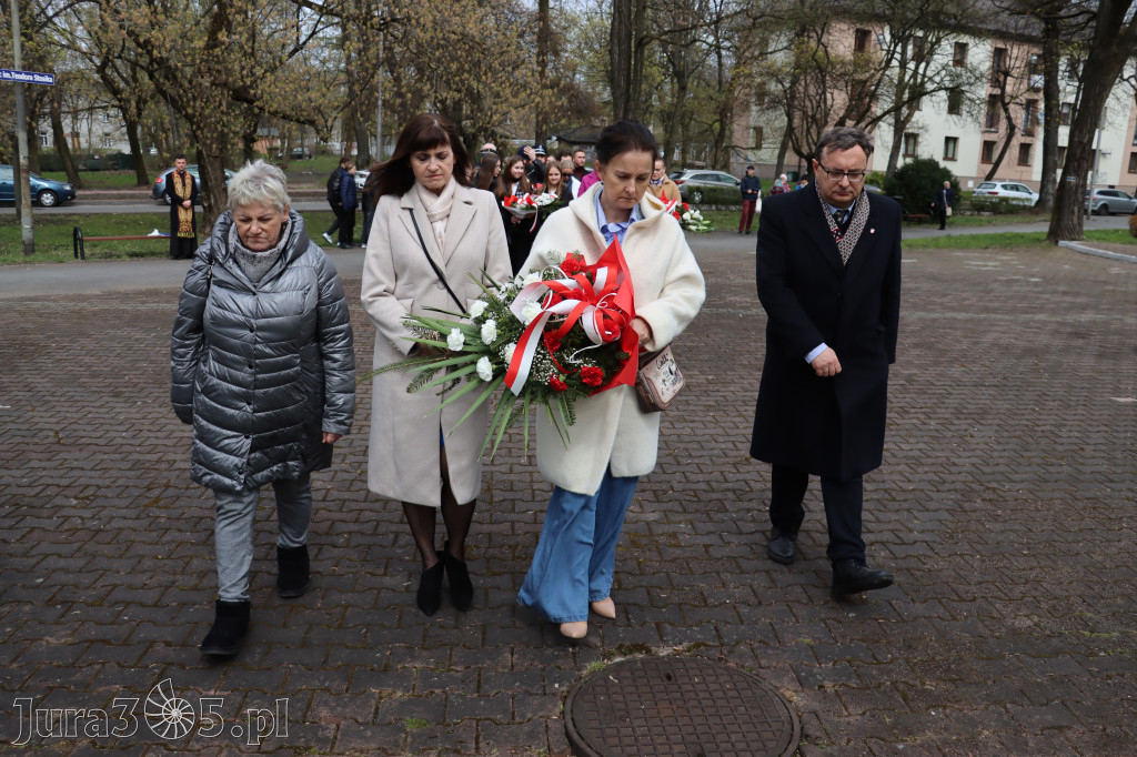 Fotorelacja: Obchody 86. rocznicy Zbrodni Katyńskiej w Zawierciu