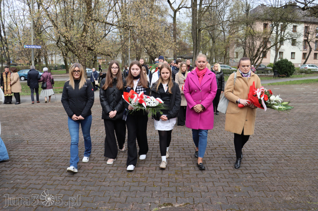 Fotorelacja: Obchody 86. rocznicy Zbrodni Katyńskiej w Zawierciu