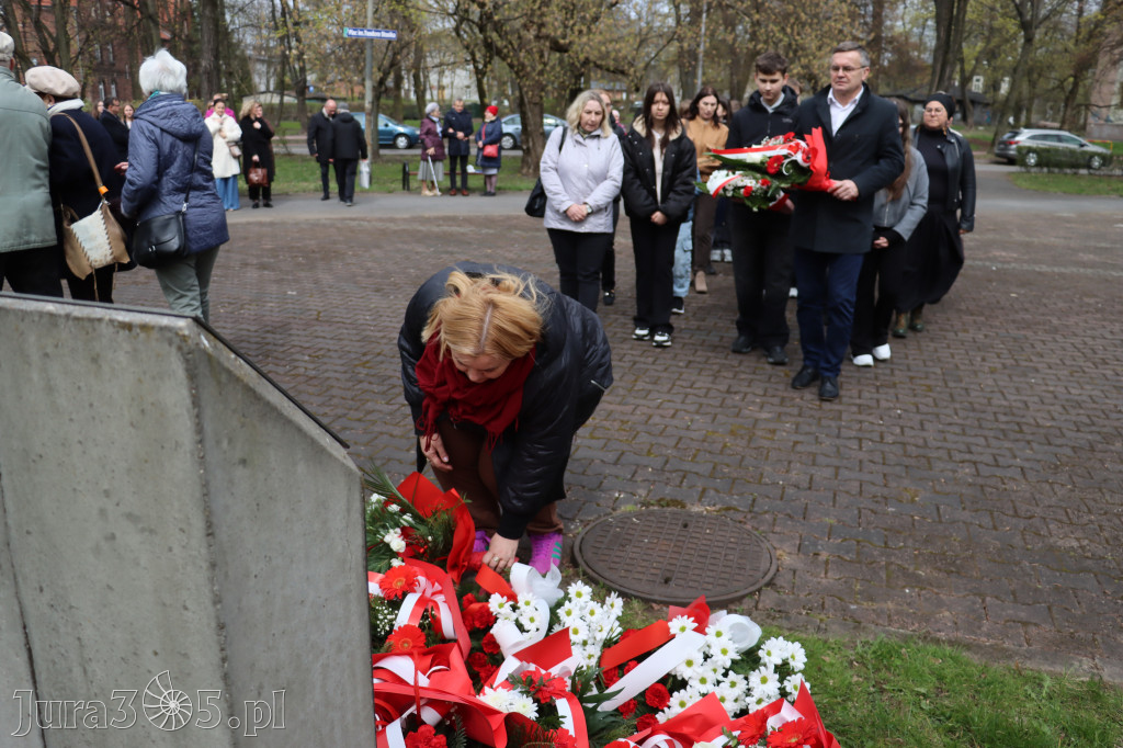 Fotorelacja: Obchody 86. rocznicy Zbrodni Katyńskiej w Zawierciu