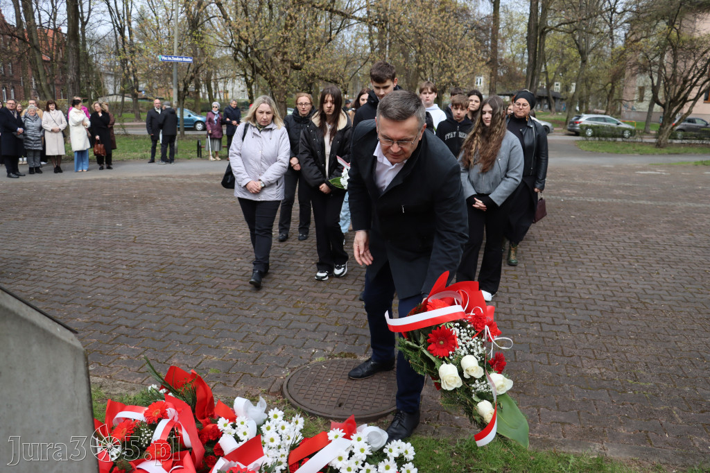 Fotorelacja: Obchody 86. rocznicy Zbrodni Katyńskiej w Zawierciu
