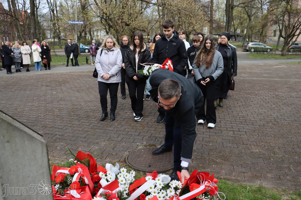 Fotorelacja: Obchody 86. rocznicy Zbrodni Katyńskiej w Zawierciu
