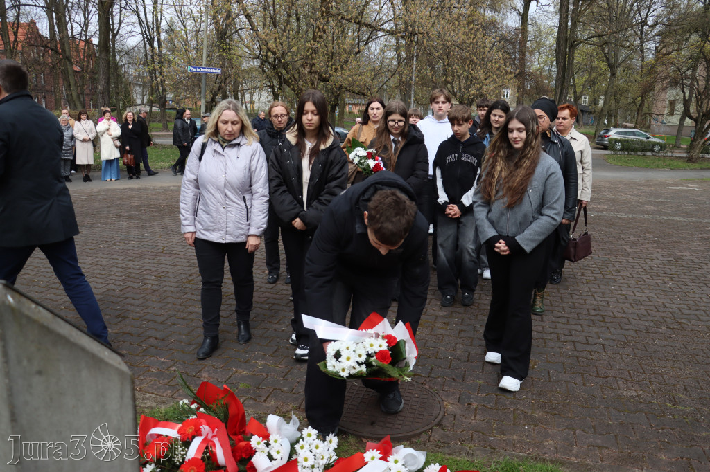 Fotorelacja: Obchody 86. rocznicy Zbrodni Katyńskiej w Zawierciu