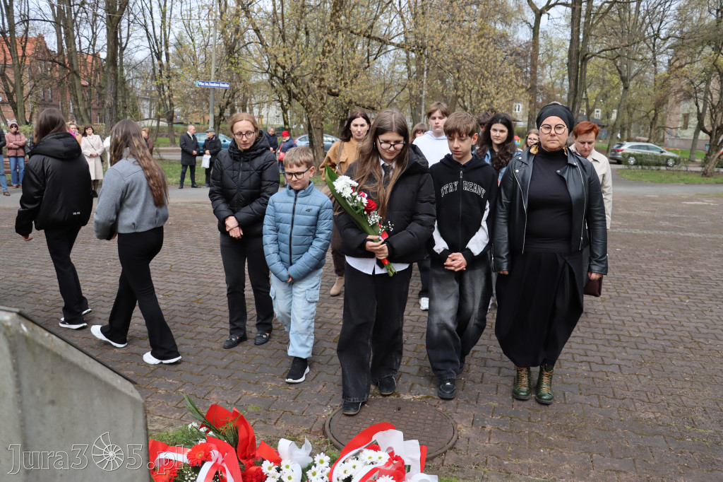 Fotorelacja: Obchody 86. rocznicy Zbrodni Katyńskiej w Zawierciu
