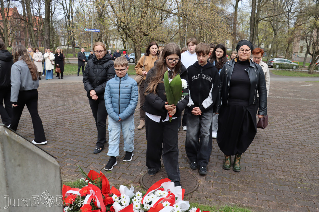 Fotorelacja: Obchody 86. rocznicy Zbrodni Katyńskiej w Zawierciu