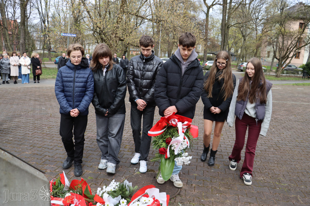 Fotorelacja: Obchody 86. rocznicy Zbrodni Katyńskiej w Zawierciu