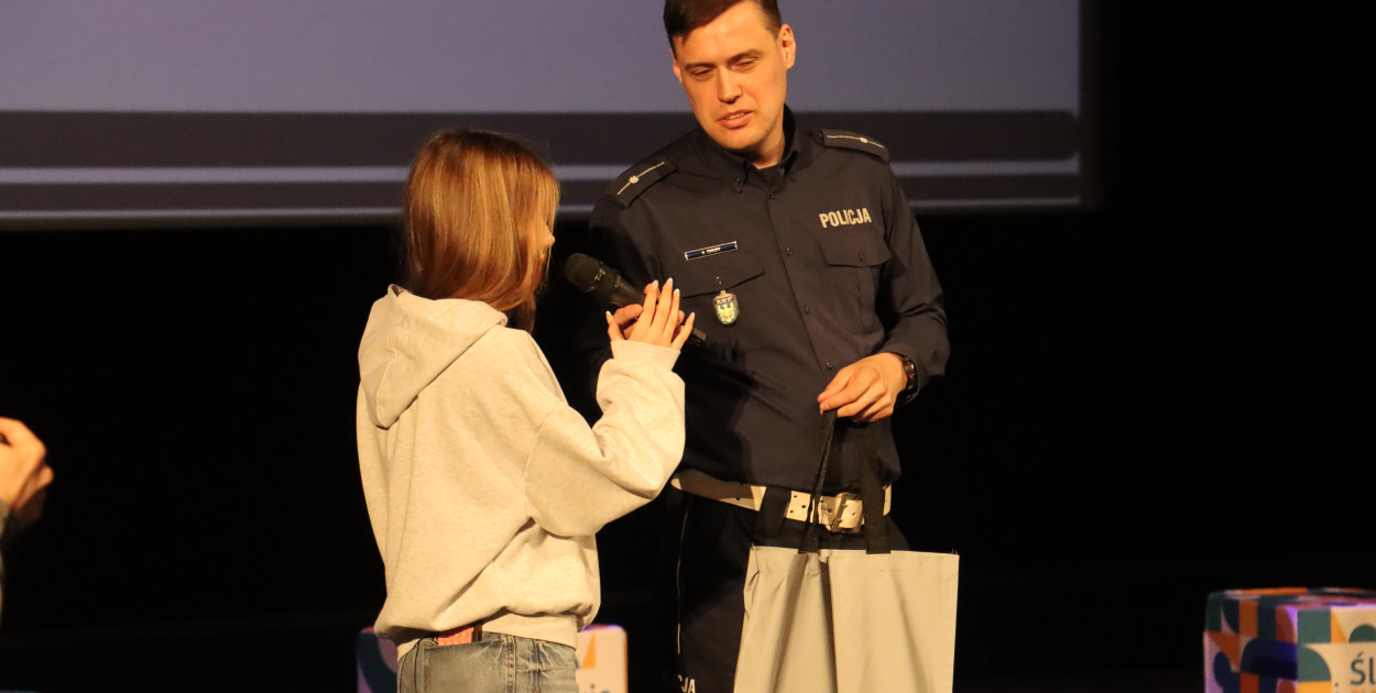 Fotorelacja: W RYTMIE BEZPIECZNYCH DRÓG - spotkanie promujące bezpieczeństwo w Zawierciu