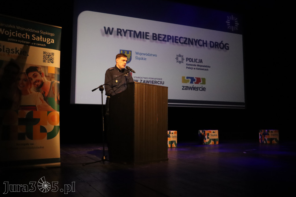 Fotorelacja: W RYTMIE BEZPIECZNYCH DRÓG - spotkanie promujące bezpieczeństwo w Zawierciu