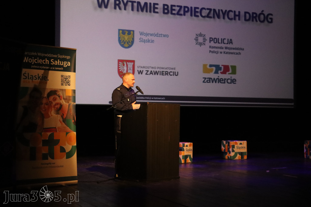 Fotorelacja: W RYTMIE BEZPIECZNYCH DRÓG - spotkanie promujące bezpieczeństwo w Zawierciu