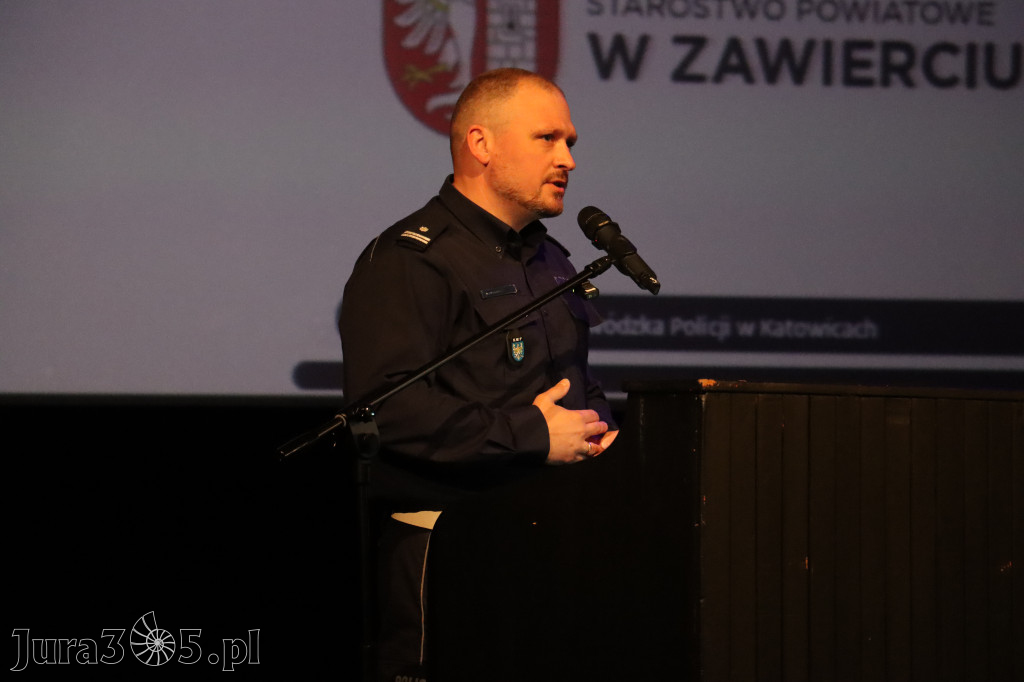 Fotorelacja: W RYTMIE BEZPIECZNYCH DRÓG - spotkanie promujące bezpieczeństwo w Zawierciu