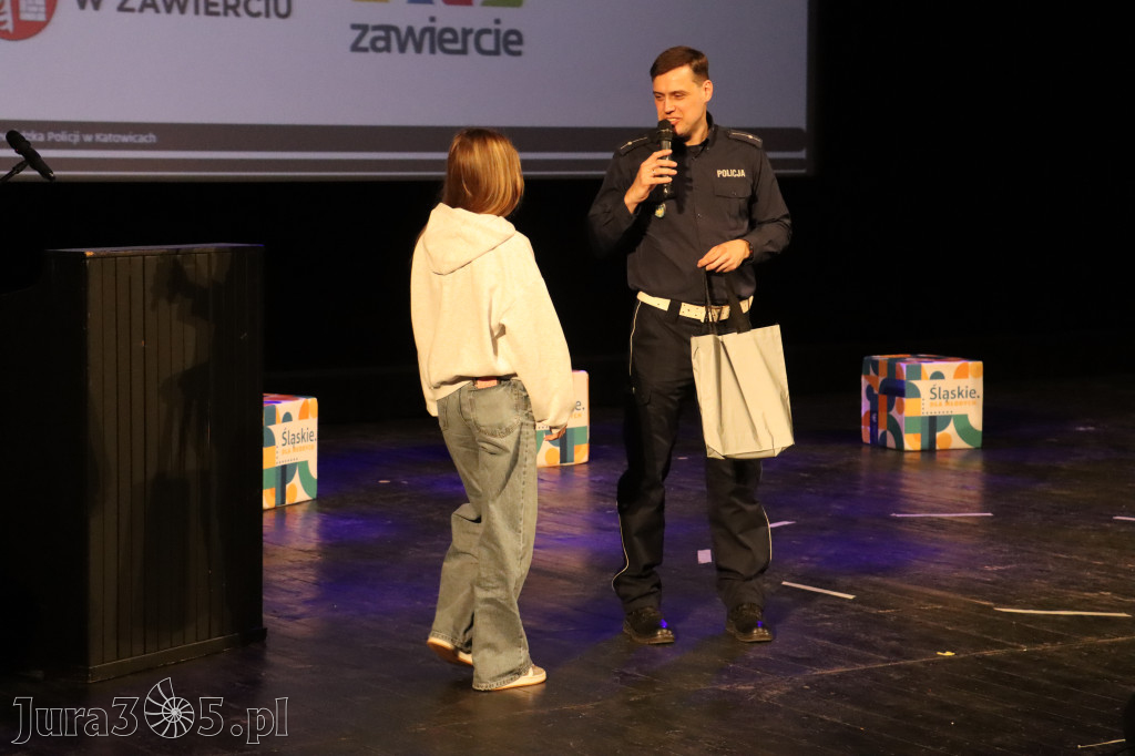 Fotorelacja: W RYTMIE BEZPIECZNYCH DRÓG - spotkanie promujące bezpieczeństwo w Zawierciu