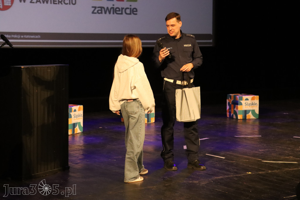 Fotorelacja: W RYTMIE BEZPIECZNYCH DRÓG - spotkanie promujące bezpieczeństwo w Zawierciu