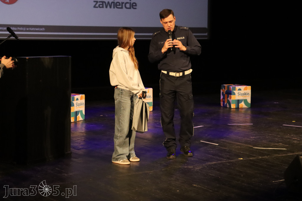 Fotorelacja: W RYTMIE BEZPIECZNYCH DRÓG - spotkanie promujące bezpieczeństwo w Zawierciu