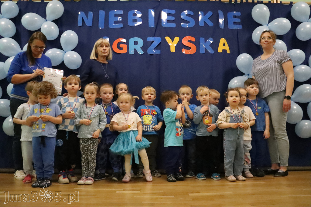 Fotorelacja: NIEBIESKIE IGRZYSKA w Przedszkolu Integracyjnym nr 3 w Zawierciu