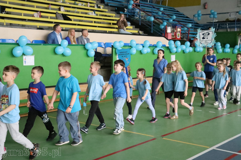 Fotorelacja I: Niebieskie Igrzyska zorganizowane przez SP4 w Zawierciu