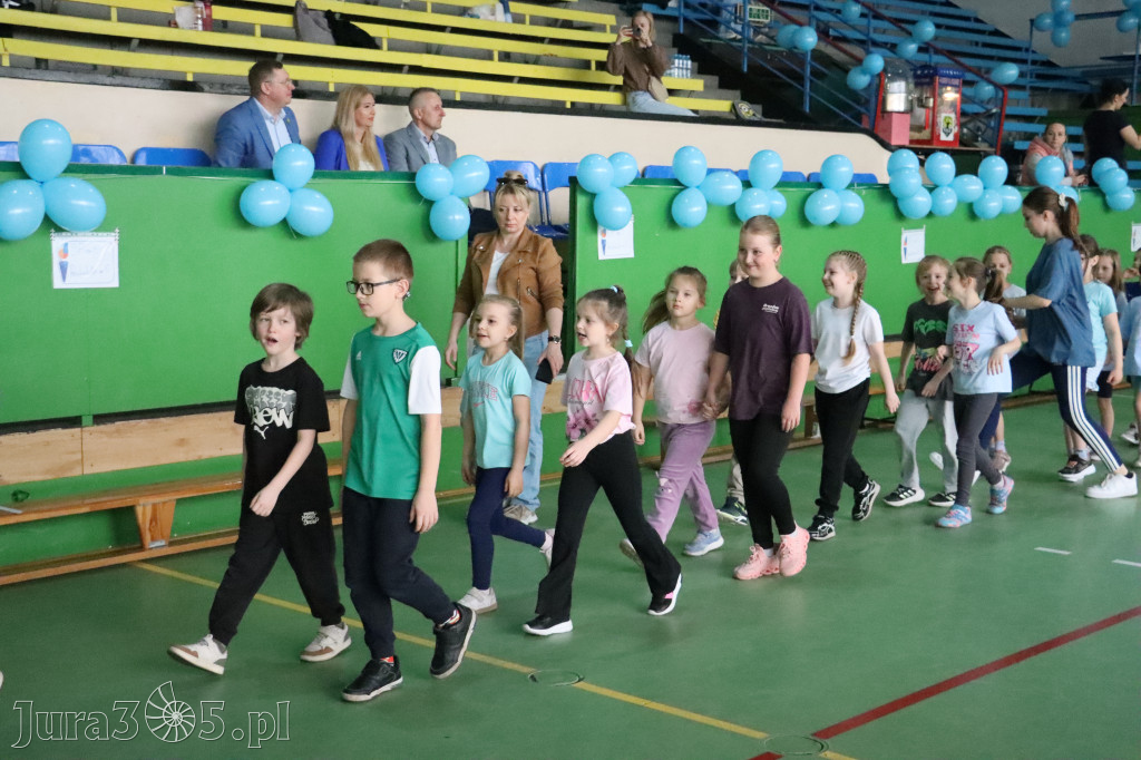 Fotorelacja I: Niebieskie Igrzyska zorganizowane przez SP4 w Zawierciu