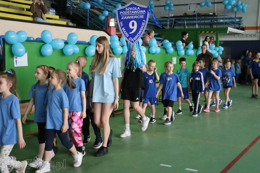 Fotorelacja I: Niebieskie Igrzyska zorganizowane przez SP4 w Zawierciu