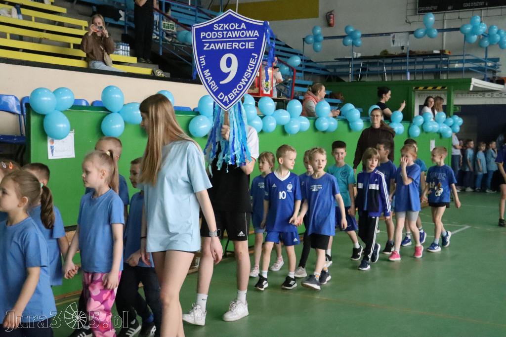 Fotorelacja I: Niebieskie Igrzyska zorganizowane przez SP4 w Zawierciu