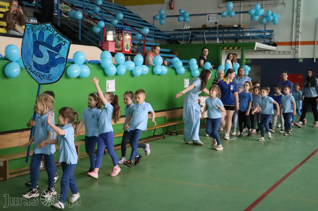 Fotorelacja I: Niebieskie Igrzyska zorganizowane przez SP4 w Zawierciu