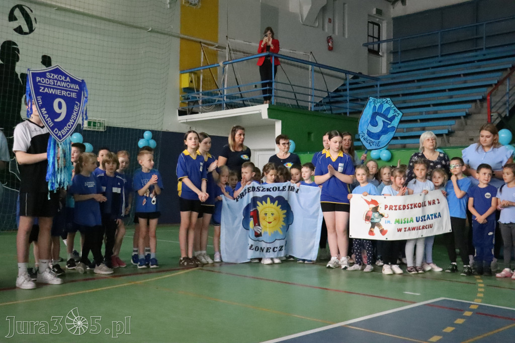 Fotorelacja I: Niebieskie Igrzyska zorganizowane przez SP4 w Zawierciu