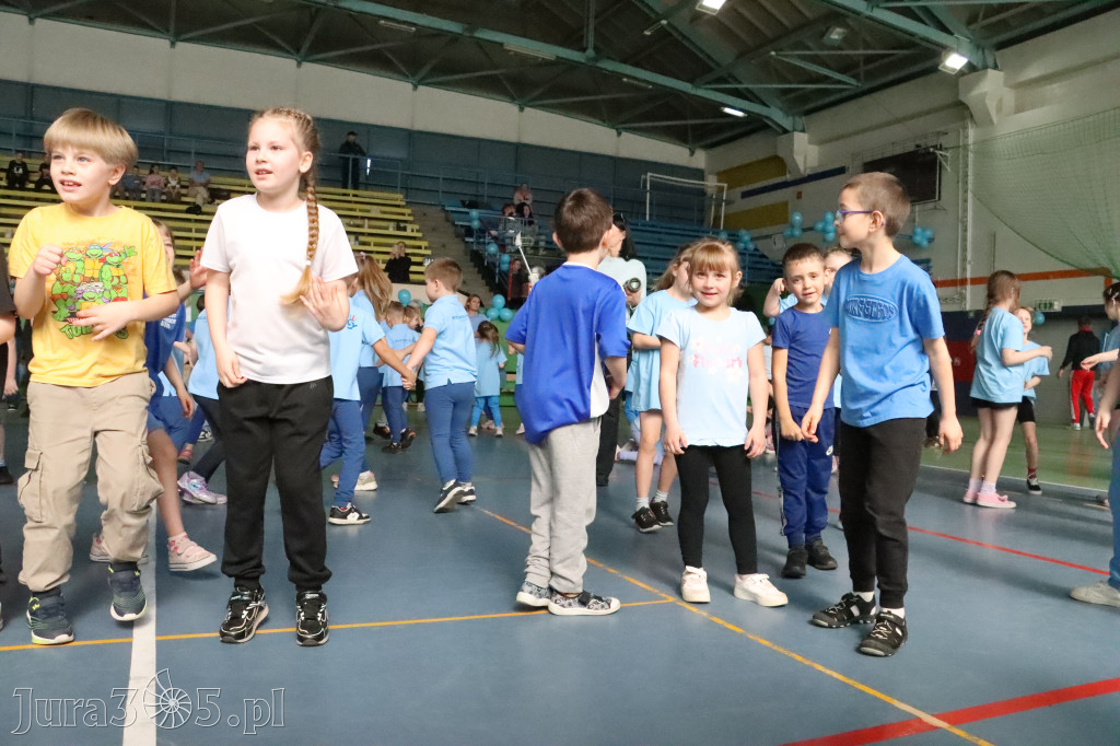 Fotorelacja I: Niebieskie Igrzyska zorganizowane przez SP4 w Zawierciu