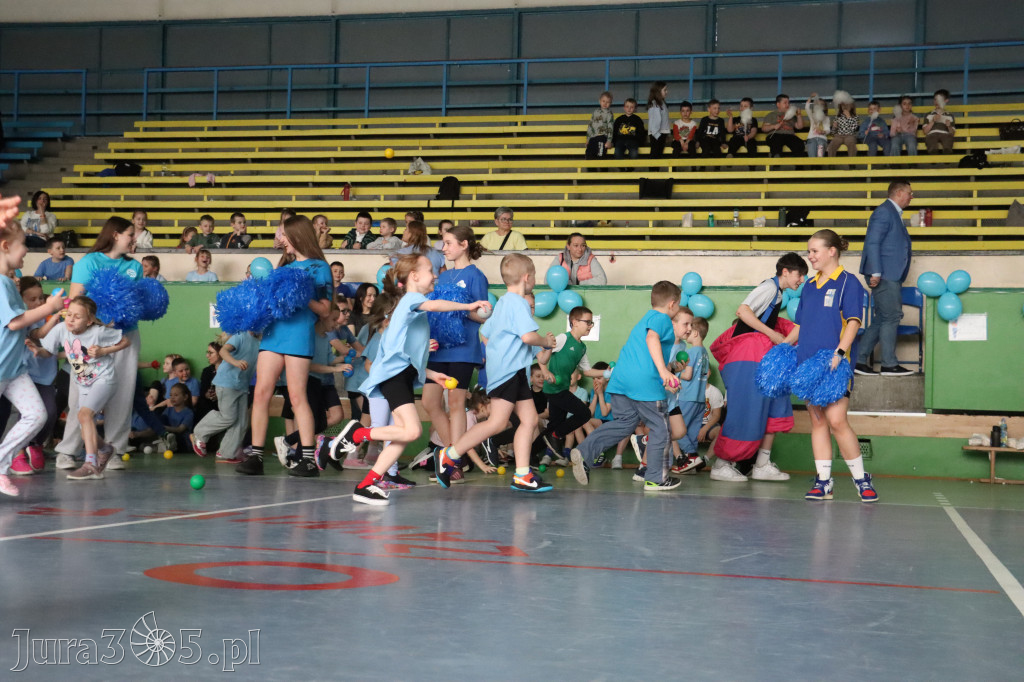 Fotorelacja I: Niebieskie Igrzyska zorganizowane przez SP4 w Zawierciu