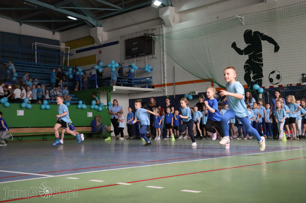 Fotorelacja II: Niebieskie Igrzyska zorganizowane przez SP4 w Zawierciu