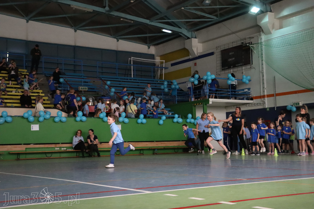 Fotorelacja II: Niebieskie Igrzyska zorganizowane przez SP4 w Zawierciu