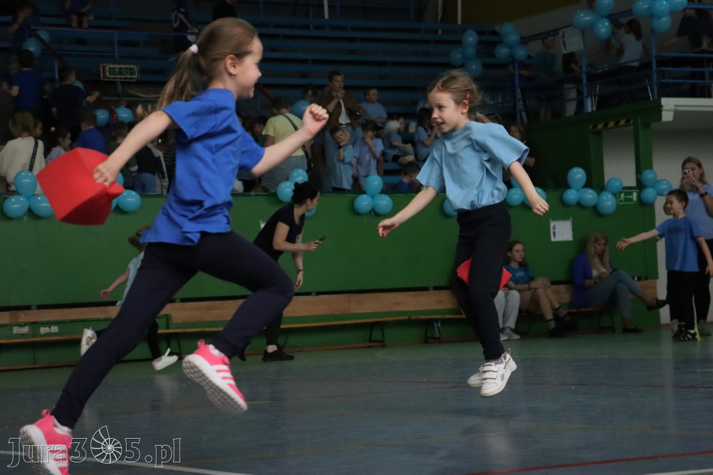 Fotorelacja II: Niebieskie Igrzyska zorganizowane przez SP4 w Zawierciu