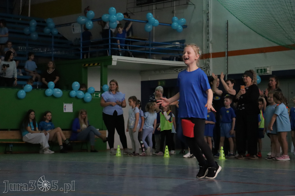 Fotorelacja II: Niebieskie Igrzyska zorganizowane przez SP4 w Zawierciu