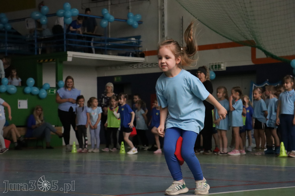 Fotorelacja II: Niebieskie Igrzyska zorganizowane przez SP4 w Zawierciu