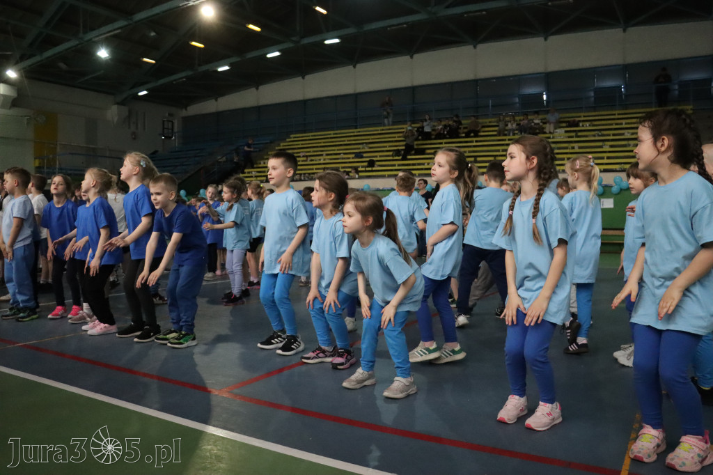 Fotorelacja II: Niebieskie Igrzyska zorganizowane przez SP4 w Zawierciu