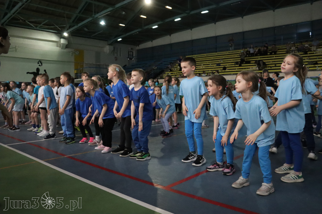 Fotorelacja II: Niebieskie Igrzyska zorganizowane przez SP4 w Zawierciu