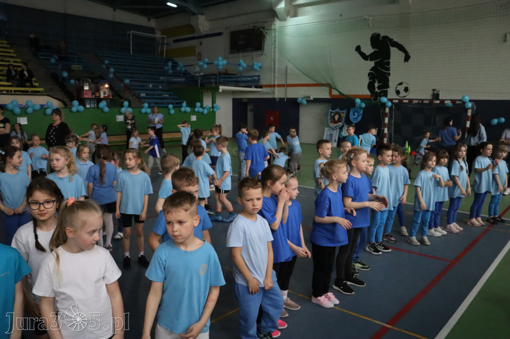 Fotorelacja II: Niebieskie Igrzyska zorganizowane przez SP4 w Zawierciu