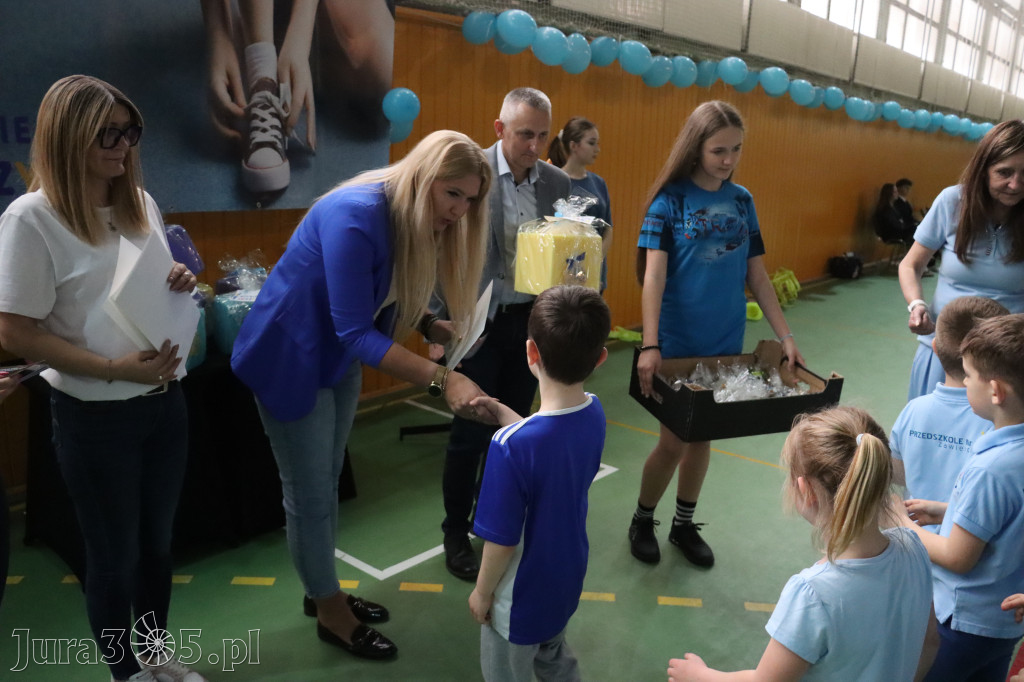 Fotorelacja II: Niebieskie Igrzyska zorganizowane przez SP4 w Zawierciu
