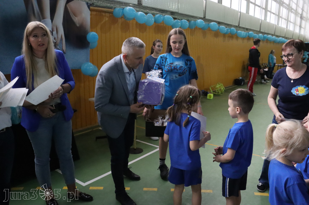Fotorelacja II: Niebieskie Igrzyska zorganizowane przez SP4 w Zawierciu