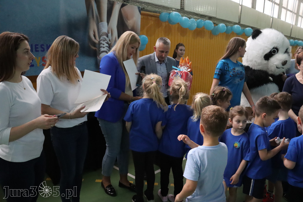 Fotorelacja II: Niebieskie Igrzyska zorganizowane przez SP4 w Zawierciu