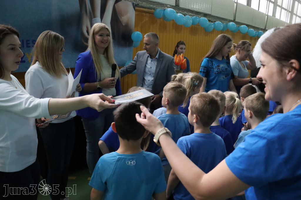 Fotorelacja II: Niebieskie Igrzyska zorganizowane przez SP4 w Zawierciu
