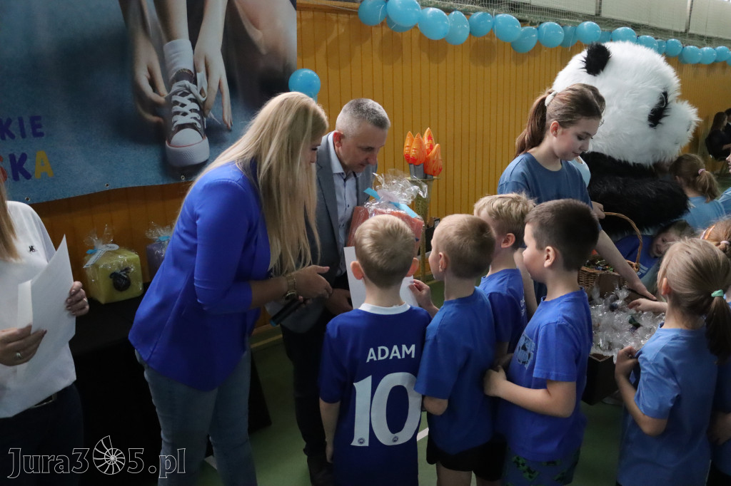 Fotorelacja II: Niebieskie Igrzyska zorganizowane przez SP4 w Zawierciu