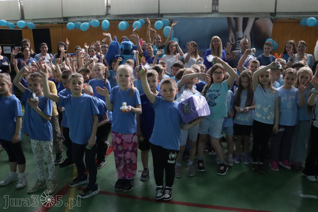 Fotorelacja II: Niebieskie Igrzyska zorganizowane przez SP4 w Zawierciu