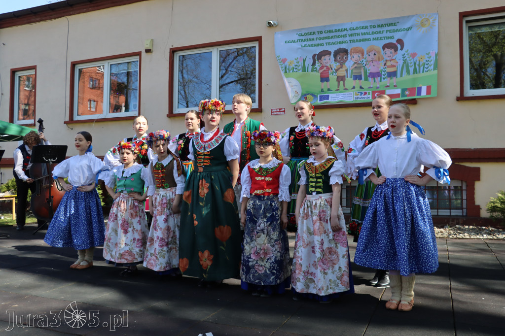 Fotorelacja: Powitanie partnerów projektu Erasmus+ w przedszkolu nr 1 w Zawierciu